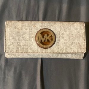 Michael Kors wallet